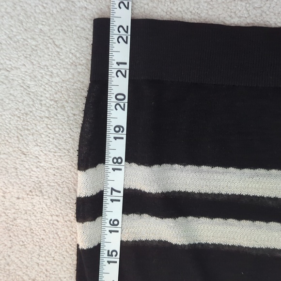 Lou & Grey striped 3/4 length sleeve knit tee small - Picture 6 of 6